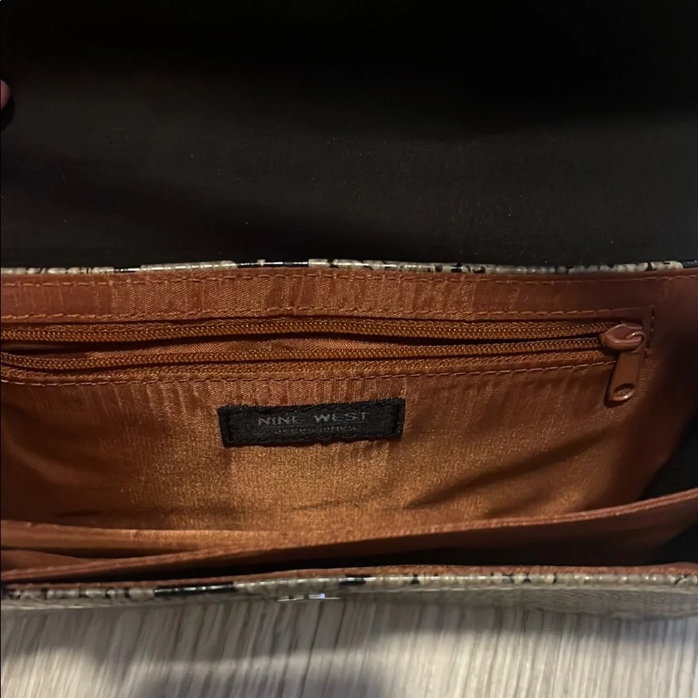 Nine West Elegant Snake Print Shoulder Bag - Picture 4 of 5